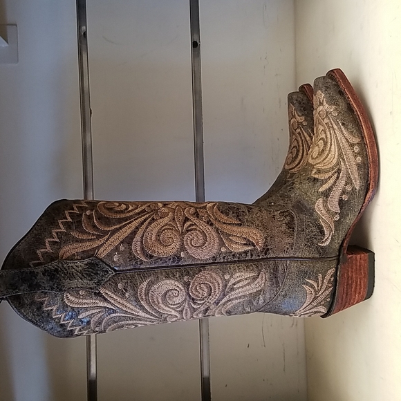 New Womens Circle G by Corral L5407 - Picture 2 of 9